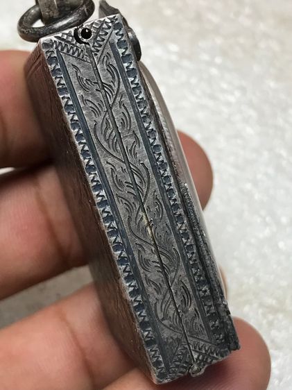 พระสมเด็จวัดระฆังหลังกระดานพร้อมตลับเงินเก่าหนาๆสวยๆเปิดแบ่งปันค่ะ รูปที่ 3