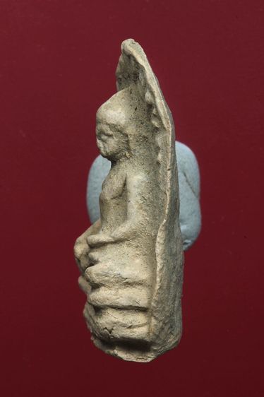 พระรอดลำพูนสวยๆค่ะเก่าค่ะ รูปที่ 4