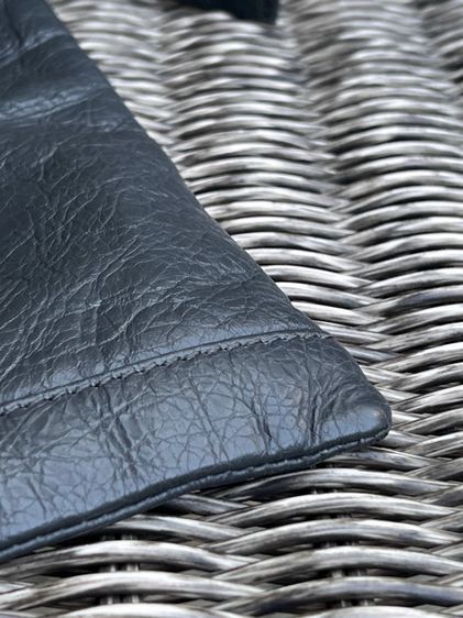 BALENCIAGA Classic City Arena Large Pouch Clutch รูปที่ 5