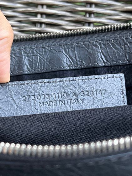 BALENCIAGA Classic City Arena Large Pouch Clutch รูปที่ 12