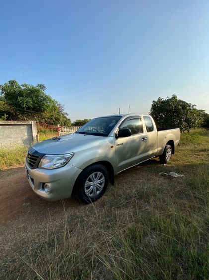 Toyota Hilux Vigo Champ 2013 2.5 J Single Cab Pickup ดีเซล ไม่ติดแก๊ส เกียร์ธรรมดา เทา รูปที่ 2