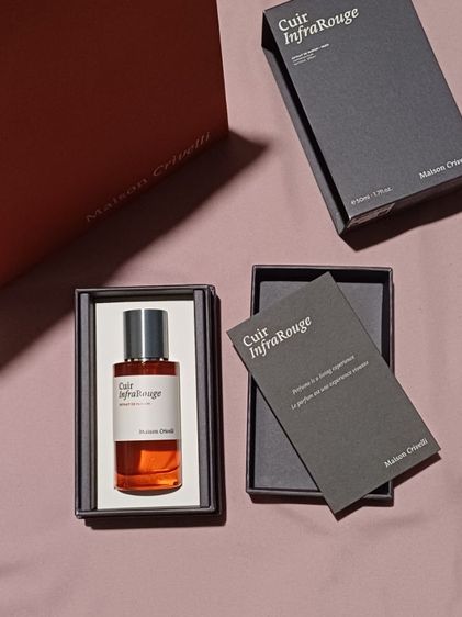 ไม่ระบุเพศ อื่นๆ Maison Crivelli 