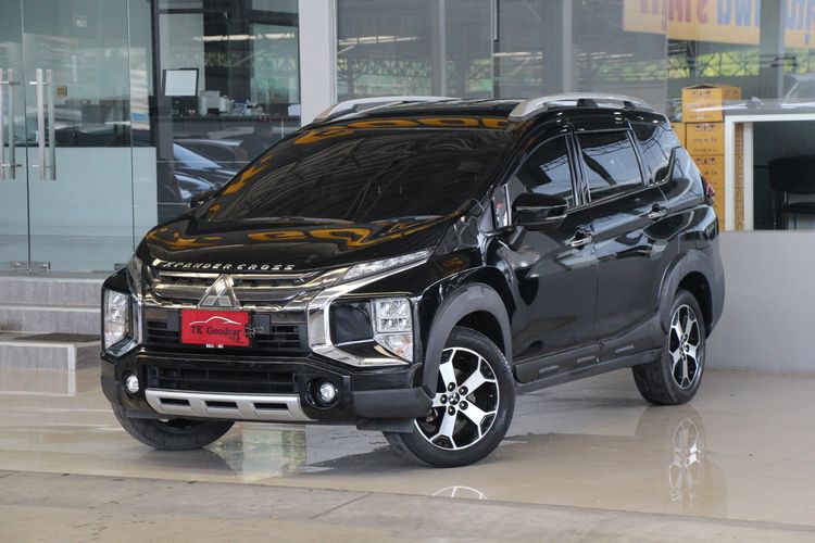 รถ Mitsubishi Xpander 1.5 Cross สี ดำ