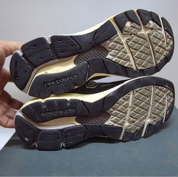 รองเท้าผ้าใบ NEW BALANCE 990 made in USA แท้ 💯 เบอร์ US 7 EU 40 cm 25 คนเท้า 24.5-26 ใส่ได้ สภาพดีมาก พื้นเต็ม ทรงสวย ดีเทลสวย หายากน่าสะสม รูปที่ 5