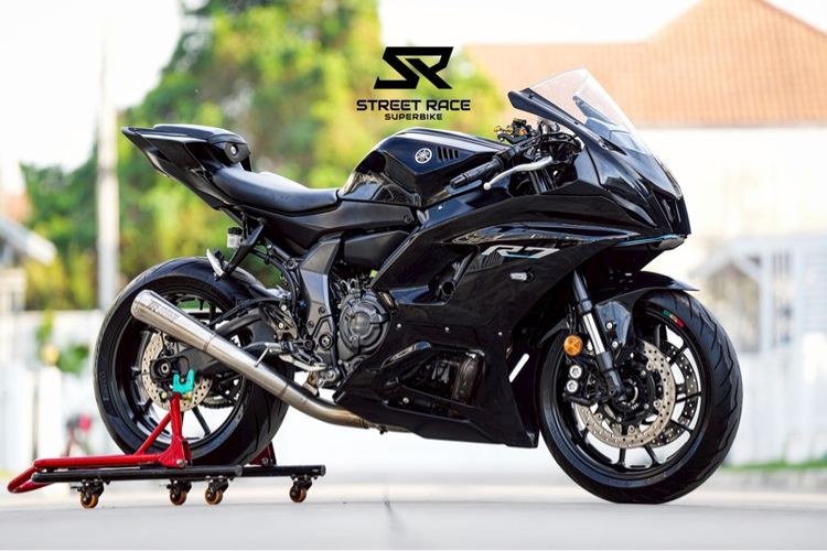 Yamaha R7 ปี 2022 ดำดุ รถสวย พร้อมขี่ เสียงลั่นเร้าใจ