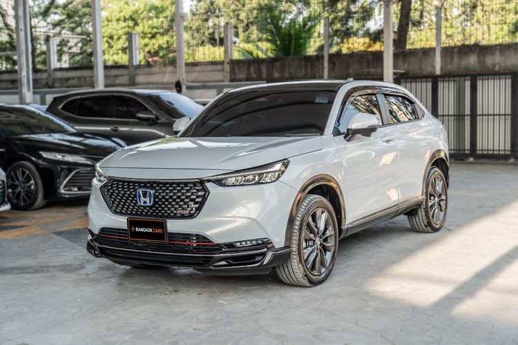 รถ Honda HR-V 1.5 e:HEV RS สี ขาว