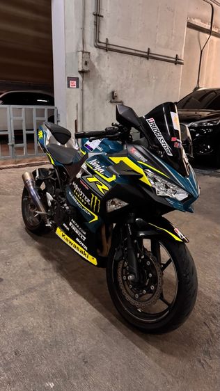 Kawasaki Ninja400 10,450 กิโลเมตร