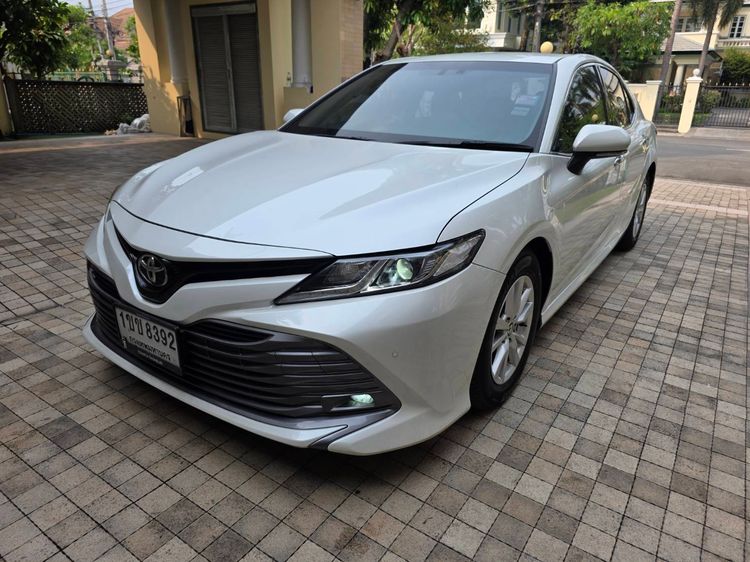 Toyota Camry 2020 2.0 G Sedan เบนซิน ไม่ติดแก๊ส เกียร์อัตโนมัติ ขาว รูปที่ 2