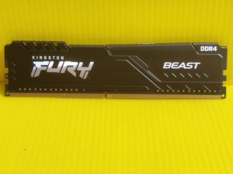 ที่เก็บข้อมูลและเมมโมรี่การ์ด NVMe Kingston ความจุ 250gb รุ่นSA200m8-250g  แสกนแบบช้าให้แล้ว ความเร็วไม่ตก ไม่ติดสีใดๆ  มีเก็บปลายทาง  