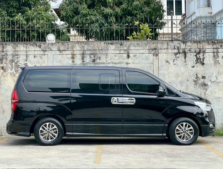 Hyundai H-1 2019 2.5 Elite Van ดีเซล ไม่ติดแก๊ส เกียร์อัตโนมัติ ดำ รูปที่ 2