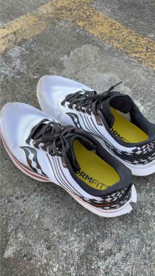 Saucony ผู้หญิง สีขาว รูปที่ 2