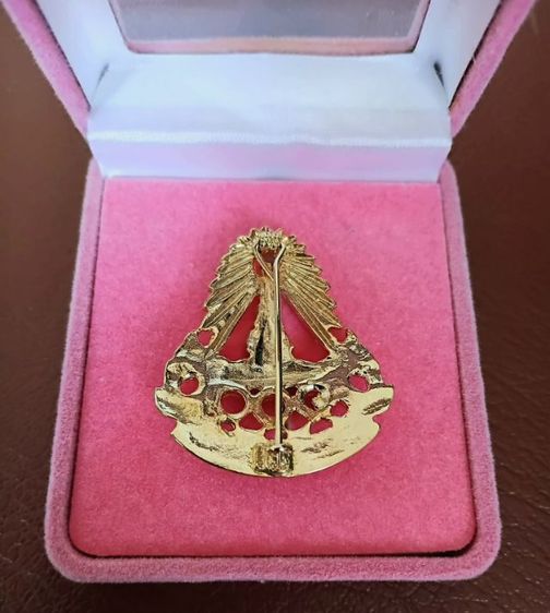 เข็มกลัดพระเกี้ยว ครบรอบ 100 ปีจุฬาลงกรณ์มหาวิทยาลัย รูปที่ 5