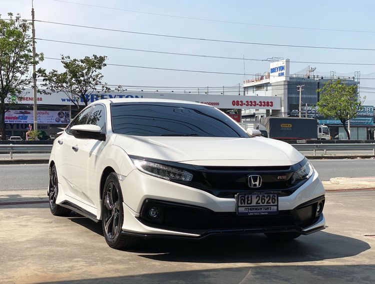 รถ Honda Civic 1.5 Turbo RS สี ขาว