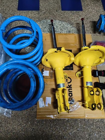 ขายโช๊คสปริง GRPP ใส่ ฮุนได H1