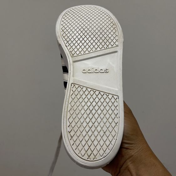รองเท้า Adidas ทรงโลว์ รูปที่ 5