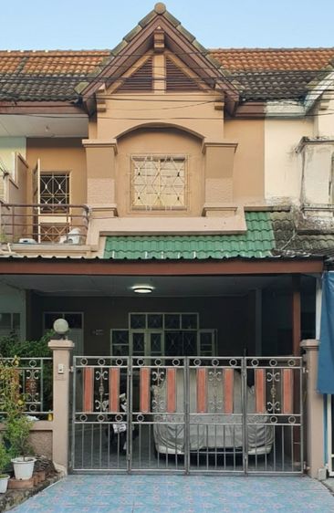 บ้านรื่นฤดี รามคำแหง180 ติดถนนใหญ่