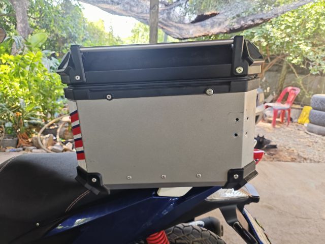 กล่องติดท้าย 65L. มีตำหนิตามรูป รูปที่ 4