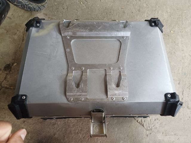 กล่องติดท้าย 65L. มีตำหนิตามรูป รูปที่ 10