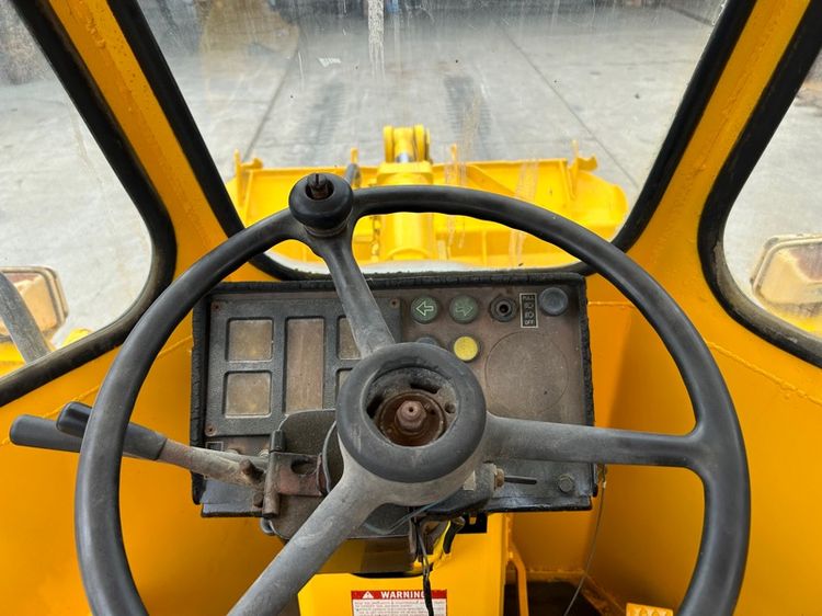 รถตักล้อยาง KOMATSU  รุ่น WA180 บุ้งกี๋ 1.6 คิว ยกสูง 3.3 ม. รถเก่านอกนำเข้า  รูปที่ 12