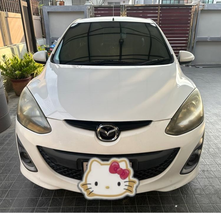 รถ Mazda Mazda 2 1.5 Sports Spirit สี ขาว