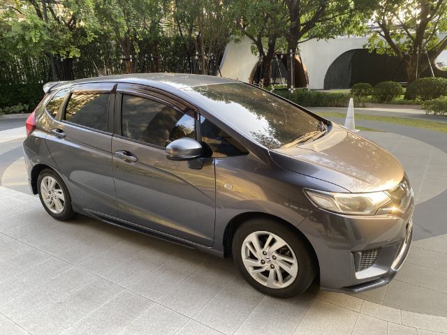 Honda Jazz 2015 1.5 SV Sedan เบนซิน ไม่ติดแก๊ส เกียร์อัตโนมัติ เทา รูปที่ 4