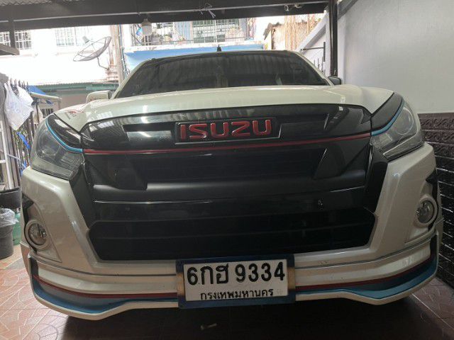 Isuzu D-MAX 2017 1.9 Hi-Lander Z Pickup ดีเซล ไม่ติดแก๊ส เกียร์ธรรมดา ขาว รูปที่ 3