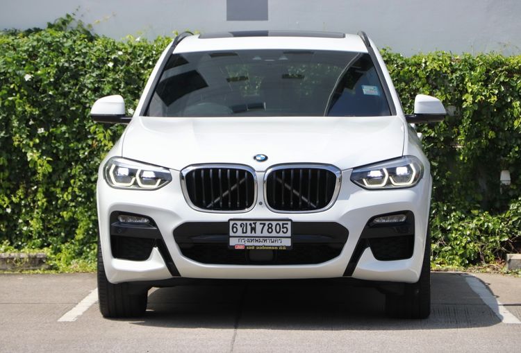 รถ BMW X3 2.0 xDrive30e M Sport 4WD สี ขาว
