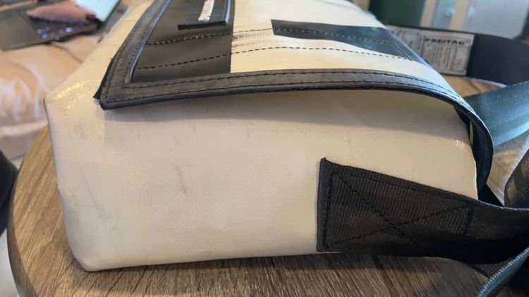 Freitag Lassie F11 รูปที่ 7