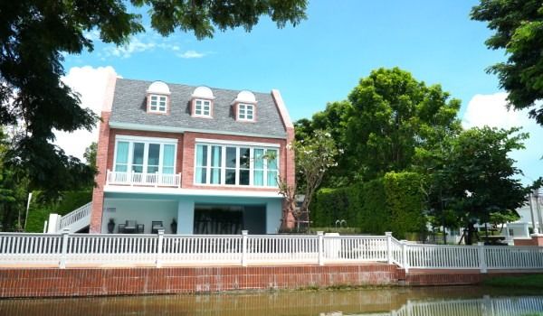 Land and Houses ตกแต่งครบ 2020 ขายขาดทุน เจ้าของขายเอง บ้านเดี่ยววิวสระน้ำสุดพิเศษหลังเดียวในโครงการ Villagio ประชาอุทิศ 90 รูปที่ 2