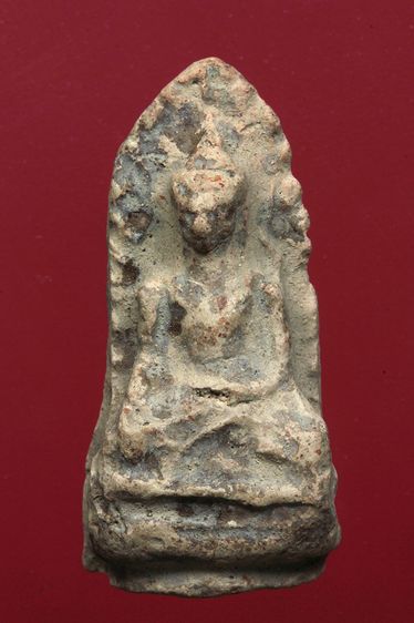 พระรอดลำพูนสวยๆค่ะเก่าค่ะ