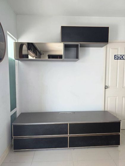 ยกชุดตู้วางทีวีและตู้แขวนผนัง (สไตล์โมเดิร์น) รูปที่ 3