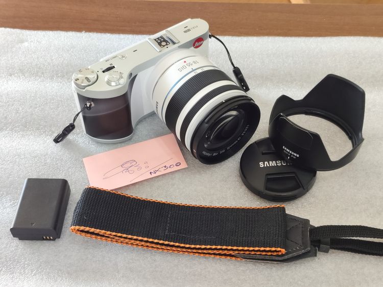 กล้องมิลเลอร์เลส ไม่กันน้ำ Samsung NX-300