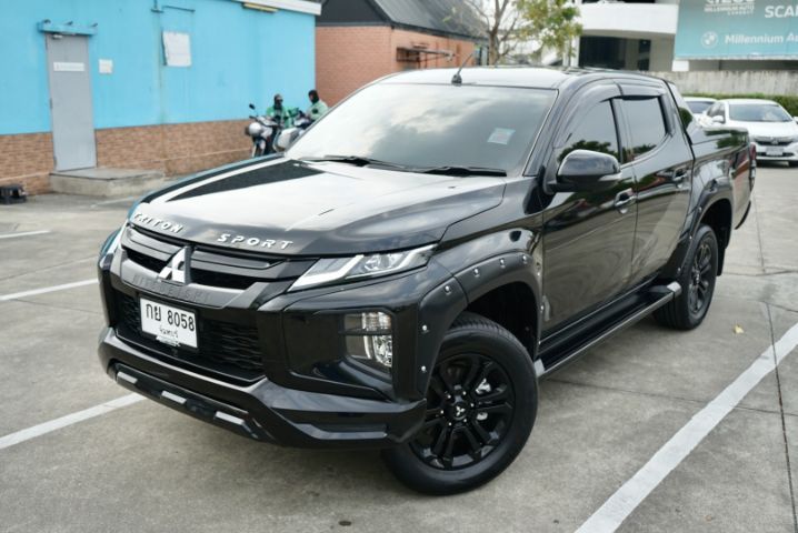 Mitsubishi Triton 2022 2.4 GT Plus Pickup ดีเซล ไม่ติดแก๊ส เกียร์อัตโนมัติ ดำ รูปที่ 3