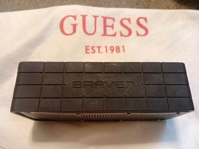 ลำโพงบูลทูธ ยี่ห้อ Braven 625s แท้ 6w  ใช้งานปกติ 1000 บาท