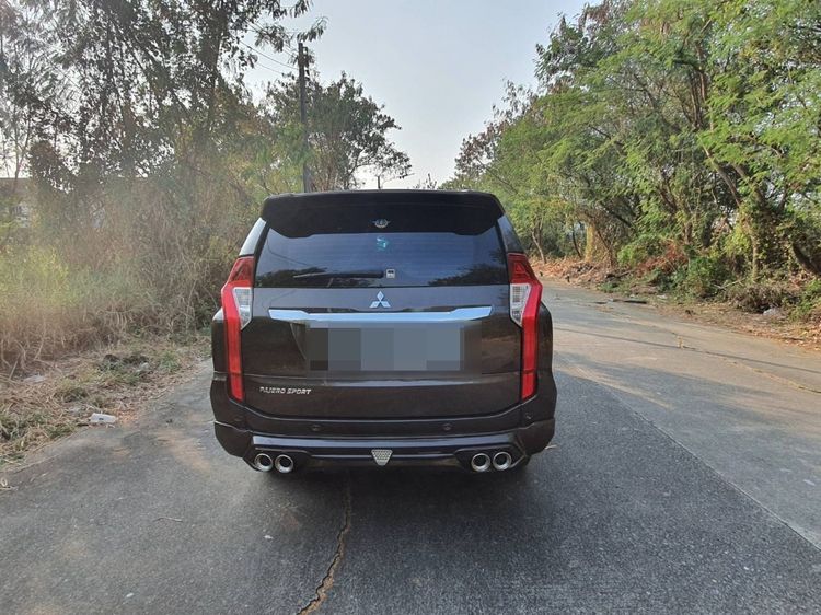 รถ Mitsubishi Pajero Sport 2.4 Prime 2WD สี น้ำตาล