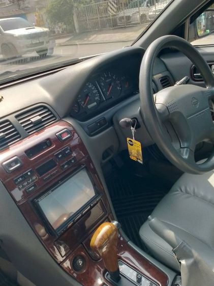 รถ Nissan Cefiro 2.0 Executive สี บรอนซ์เงิน