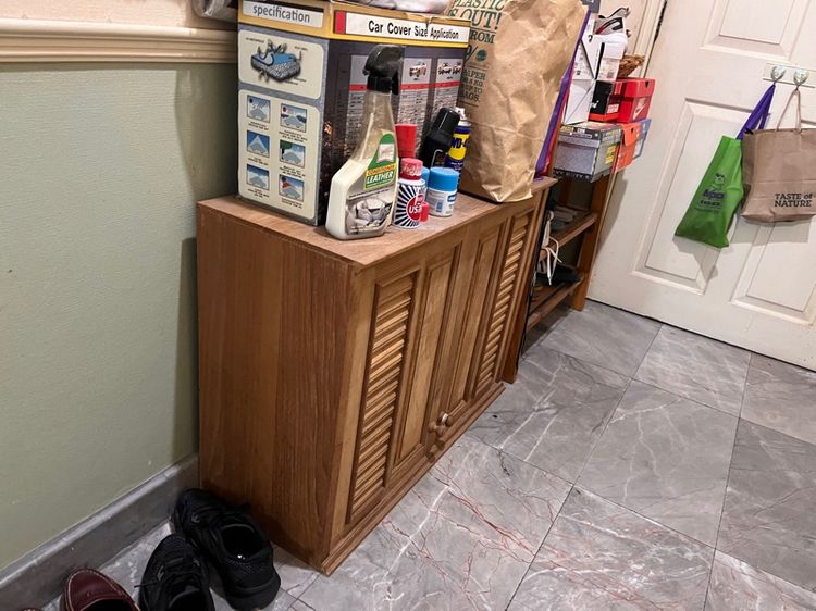 ตู้รองเท้าไม้ สภาพดี  รูปที่ 5