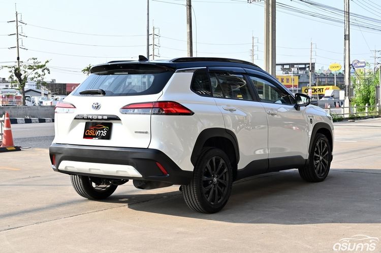 Toyota Corolla Cross 2022 1.8 Hybrid Premium Safety 60th Anniversary Utility-car ไฮบริด ไม่ติดแก๊ส เกียร์อัตโนมัติ ขาว รูปที่ 3