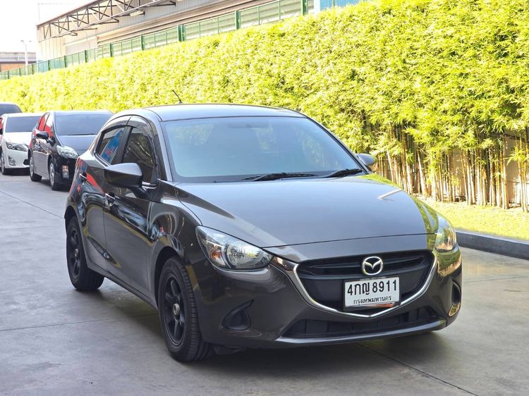 รถ Mazda Mazda 2 1.3 Sports Standard สี น้ำตาล