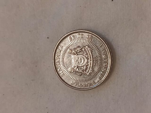 ขายเหรียญ 50 cents สิงค์โปร ปี 2013 ราคา 3000บาท