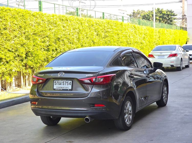 Mazda Mazda 2 2016 1.3 Standard Sedan เบนซิน ไม่ติดแก๊ส เกียร์อัตโนมัติ น้ำตาล รูปที่ 4
