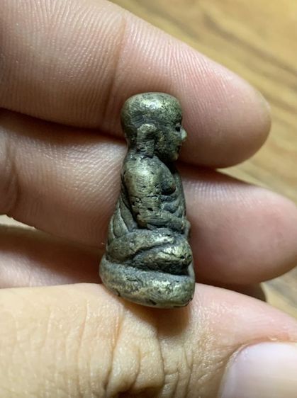 รูปหล่อหลวงพ่อเงิน รูปที่ 4