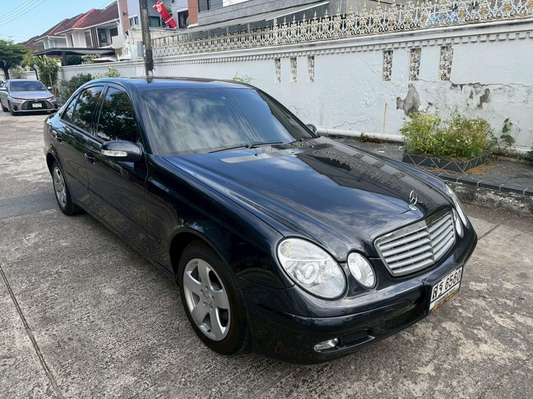 Mercedes-Benz E-Class 2004 E220 CDI Sedan ดีเซล ไม่ติดแก๊ส เกียร์อัตโนมัติ ดำ รูปที่ 3