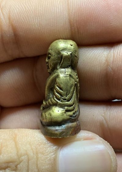 รูปหล่อหลวงพ่อเงิน รูปที่ 4