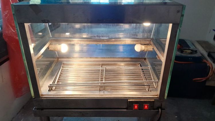 ตู้โชว์ขนมพร้อมขาตั้ง ขนาดตู้กระจก ฉพาะขาตั้งสูง  85 cm ตู้กระจกกว้าง 45 ยาว 60 สูง 50 ซมความสูงรวมทั้งหมดและขาตั้ง 135 cm รูปที่ 5