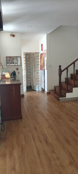 ตกแต่งครบ ให้เช่าบ้านทำเลดีหมู่บ้านวรารักษ์ แขวงสามวาตะวันตก เขตคลองสามวา 21000 รูปที่ 3