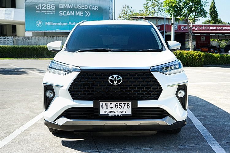 Toyota Veloz 2023 1.5 Smart Utility-car เบนซิน ไม่ติดแก๊ส เกียร์อัตโนมัติ ขาว รูปที่ 3