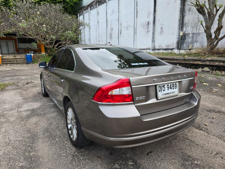 Volvo รุ่นอื่นๆ 2011 รุ่นย่อยอื่นๆ Sedan ดีเซล เกียร์อัตโนมัติ น้ำตาล รูปที่ 4