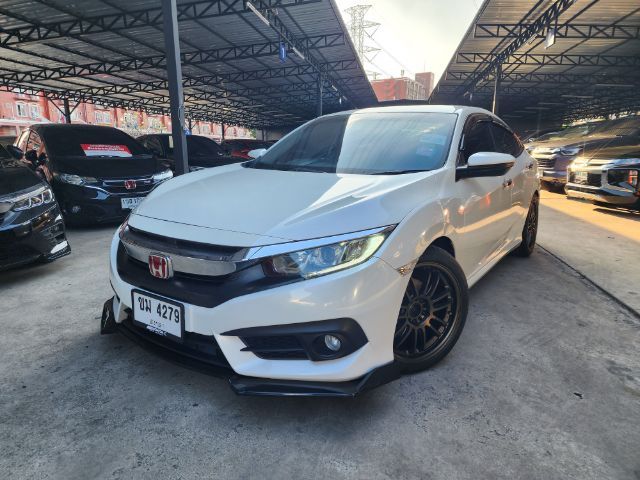 2017 Honda CIVIC 1.8  EL ราคาดี