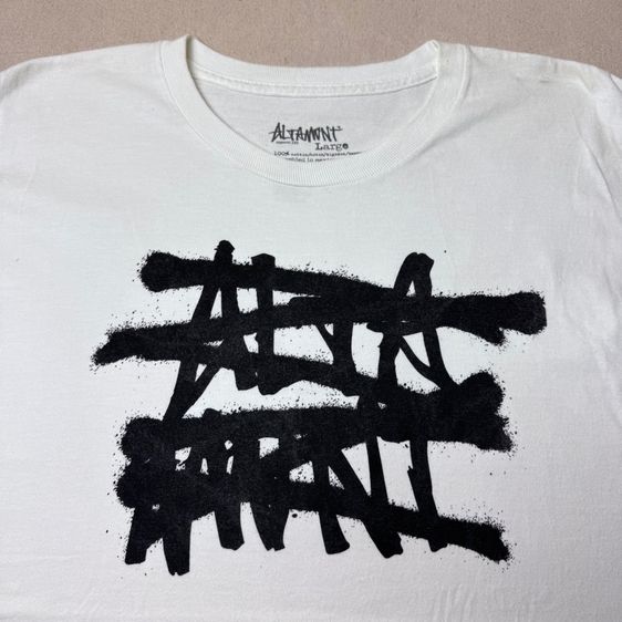 เสื้อยืด Altamont Size L 